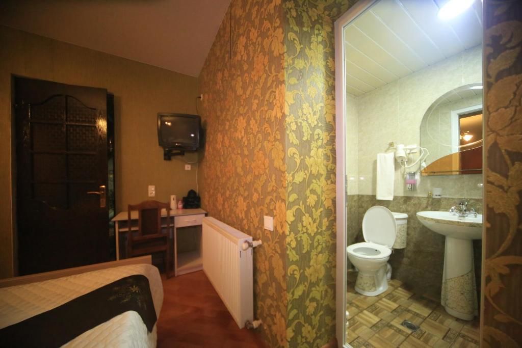 Гостевой дом Hotel Edelweiss Кутаиси